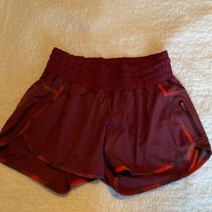 Lululemon size 10 shorts